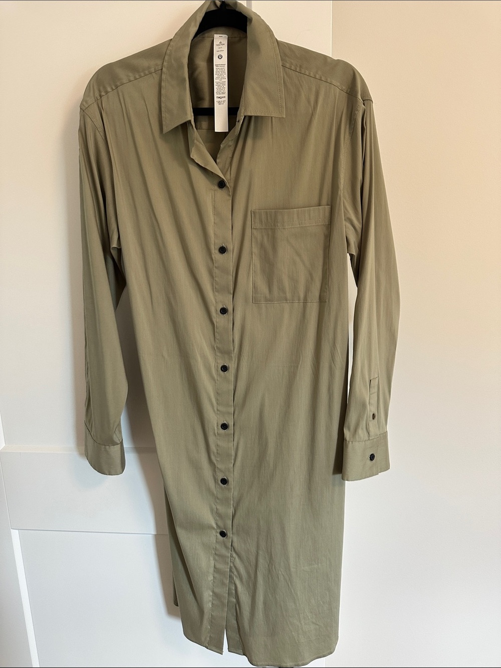 Lululemon women’s  Olive Green Button-Up Long Shirt dress